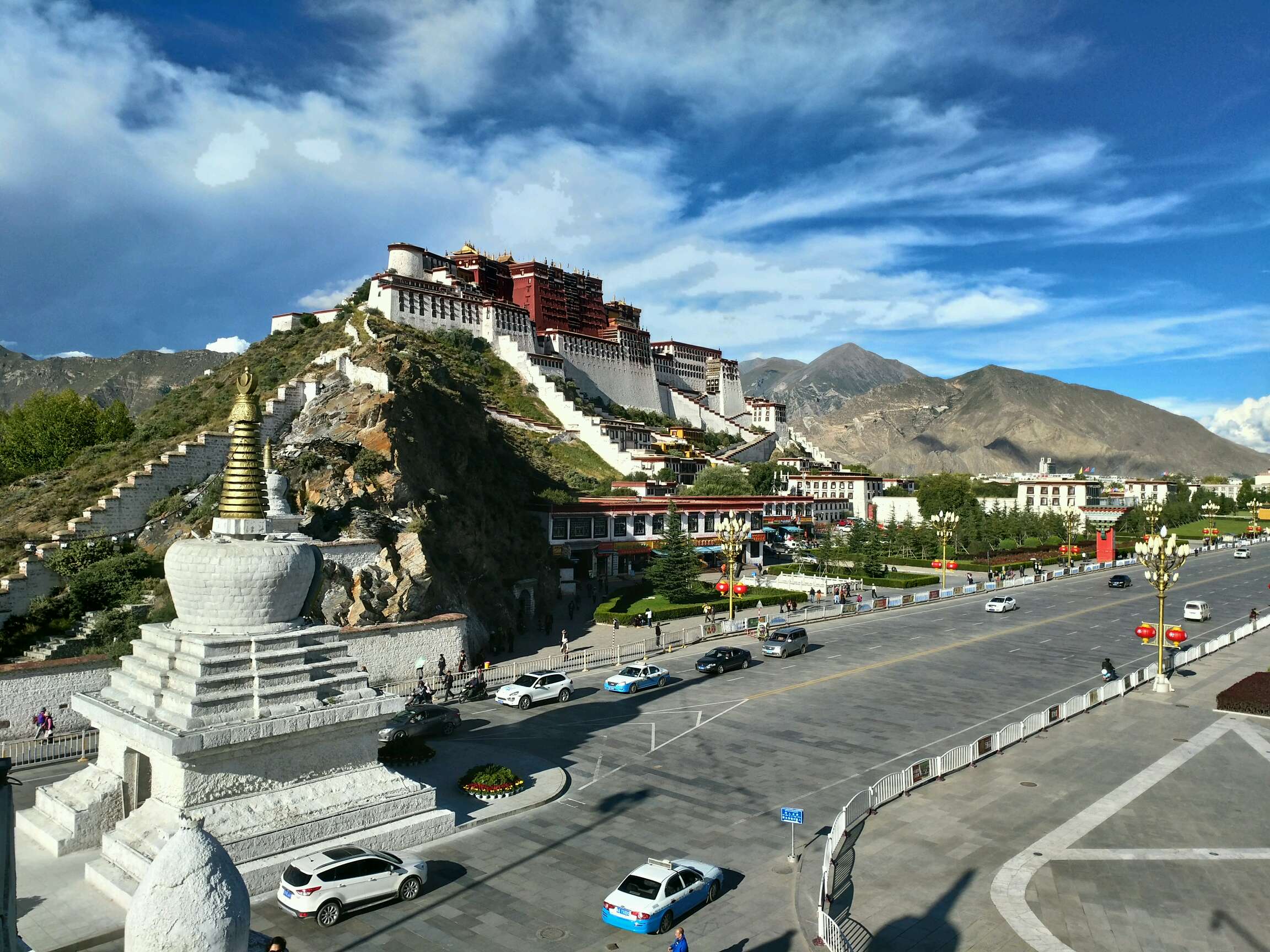 西藏，神秘美丽的雪域高原之旅